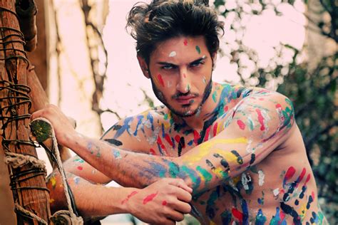 Fotos gratis : cuerpo, pintar, masculino, Pakistán, Islamabad, Brotes, sin camisa, desnudo ...