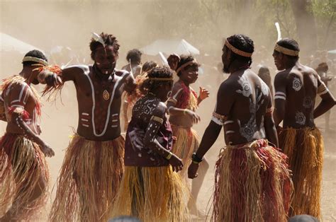 Amazing Facts You Should Know About The Indigenous People of Australia - Sochalay Ki Soch