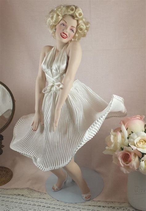 Franklin Mint Marilyn Monroe SEVEN YEAR ITCH Classic Porcelain Doll BEAUTY!! | Franklin mint ...