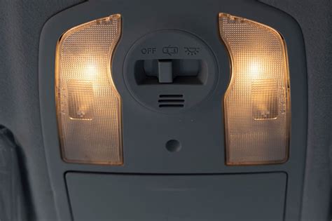 What Is A Dome Light In A Car? Some Common Causes Must Know