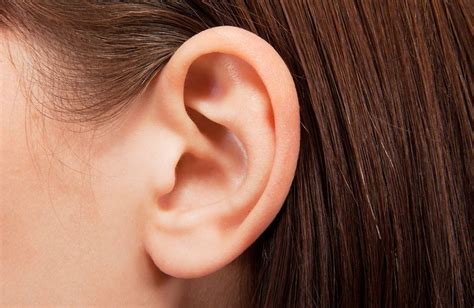 8 Symptoms of Fluid in Ears – HealthyInfoDaily.com