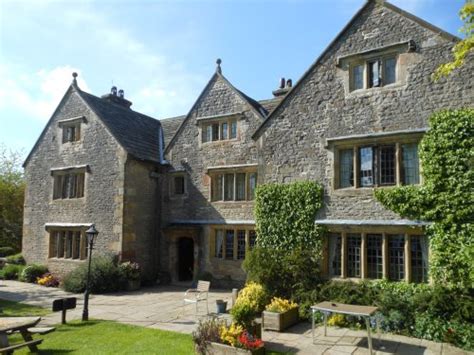 "Hartington Hall YHA, Derbyshire" by Lauren Daniells at ...