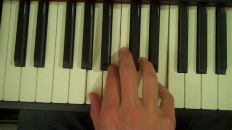 How To Play an Asus2 Chord on Piano - YouTube