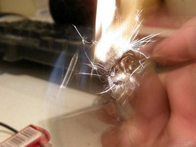 Basic Zippo Tricks : 6 Steps (with Pictures) - Instructables