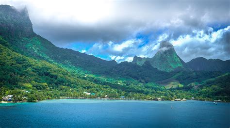 Tropical Island Honeymoons in French Polynesia - Wireless Traveler