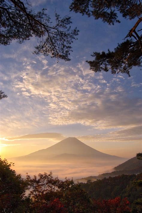 Unforgettable Sunrise Over Lake Shojiko