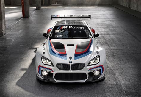 2016 BMW M6 GT3 races into Frankfurt