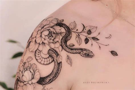 Details 81+ snake collar bone tattoo latest - in.coedo.com.vn