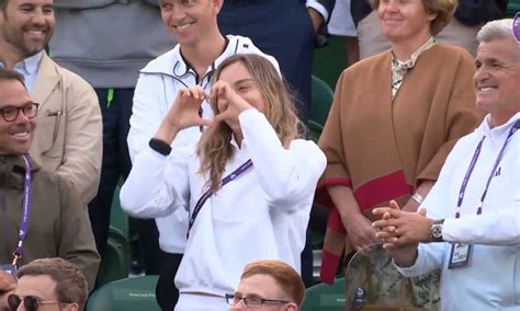 Stefanos Tsitsipas and Paula Badosa dating: See Wimbledon moment