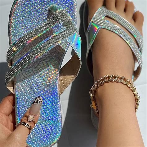 Rhinestone Flip Flops – Reinsho