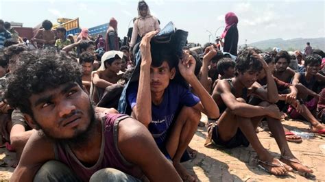 Malaysia turns away boat with 200 Rohingya refugees | CTV News