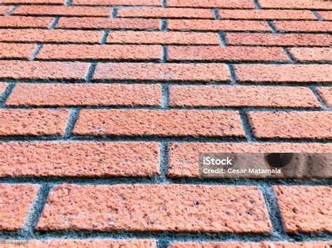 Red Brick Veneer Wall Texture Stock Photo - Download Image Now - Brick, Abstract, Architecture ...