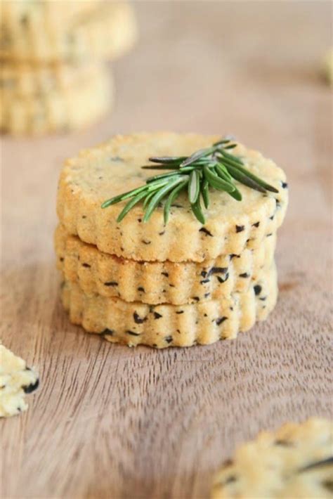 Savoury Biscuits, Savoury Baking, Bread Baking, Cooking And Baking, Savory Snacks, Appetizer ...