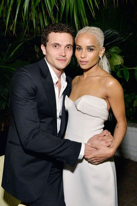 Zoë Kravitz finally reveals pictures of her wedding gown in 2020 | Celebrity wedding gowns ...