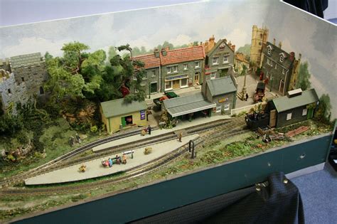Castleby - 009 | Model train layouts, Model railway track plans, Model train scenery