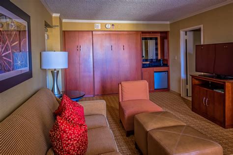 Hotel in Scottsdale City Center | Scottsdale Marriott Suites Old Town