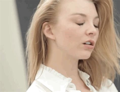 Natalie Dormer Is Too Cute To Be Real (15 gifs) | Natalie dormer, Natalie dormer gif, Dormers