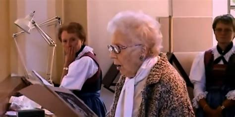 96-year-old opera singer’s rendition of Ave Maria is simply stunning