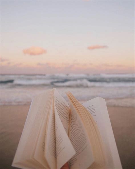 Beige Aesthetic, Book Aesthetic, Summer Aesthetic, Aesthetic Pictures, Aesthetic Space ...