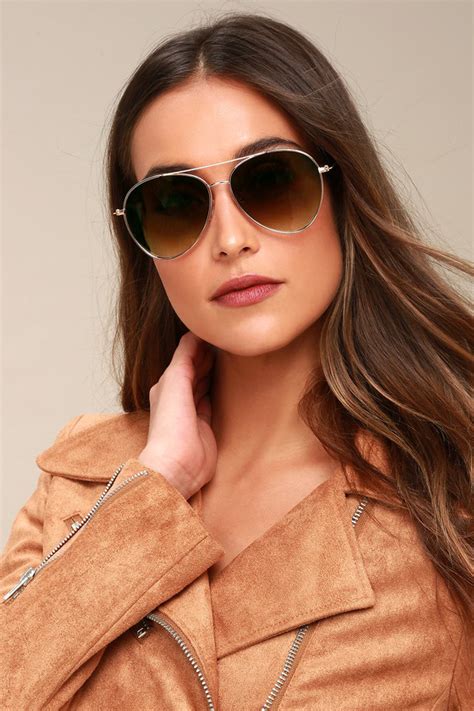 Santa Maria Gold Aviator Sunglasses | Gold aviator sunglasses, Sunglasses, Aviator sunglasses