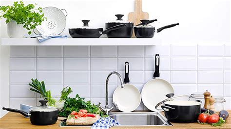 GreenPan Ceramic Cookware Review: Is It Right For You?