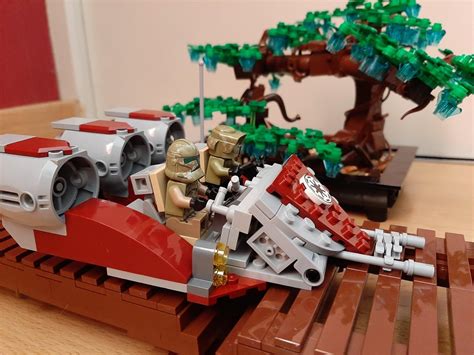 Little swamp hovercraft-thing : r/legostarwars