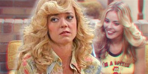 Why That '70s Show Recast Lisa Robin Kelly's Laurie Forman