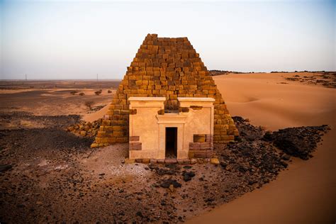 The Nubian Pyramids: Sudan’s Long-Lost Ancient Pyramids – Pyramidomania