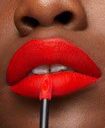 dark-red-lipstick-look