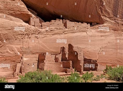 Ancient Cliff Dwellings in the Rocks Stock Photo - Alamy