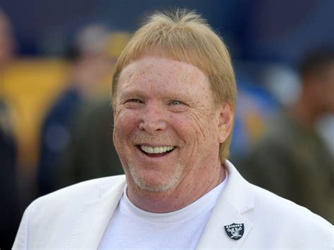 Raiders owner Mark Davis calls out A’s, city of Oakland