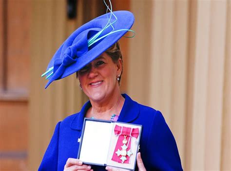 Clare Balding hails new wave of women broadcasters after being made CBE | The Independent