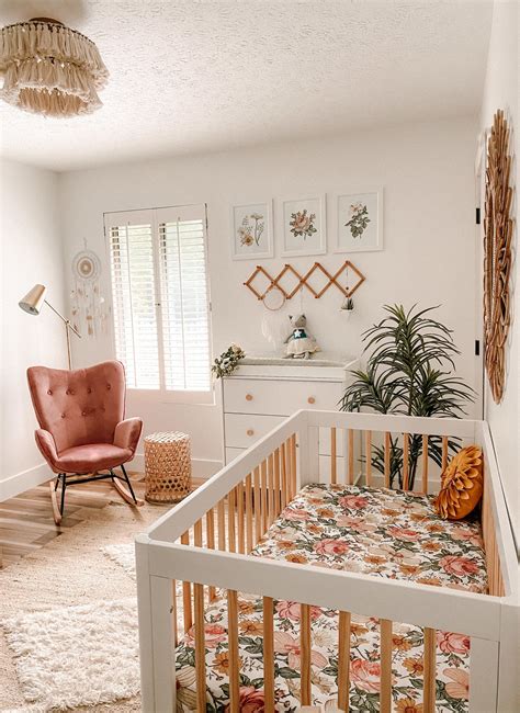 Jovie Grace’s Bohemian Floral Nursery - Project Nursery | Baby nursery ...