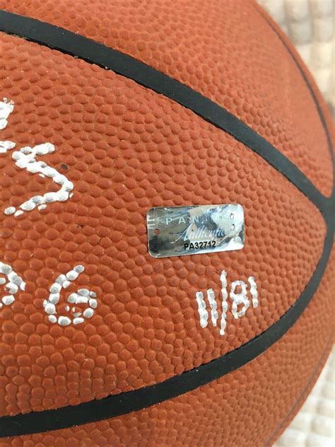 Kobe Bryant Hand Print Autographed Basketball 81Pts 11/81 Limited ...