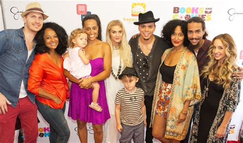 Diana Ross, Ashlee Simpson Support Family at Book Store Opening | Diana ...