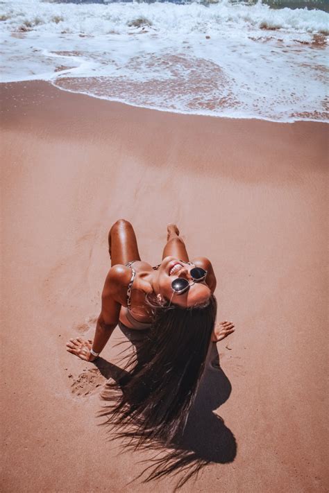 Tanning Tips for the Beach • Beach Brella