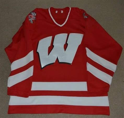 Wisconsin Badgers College Vintage Hockey Jersey Embroidery Stitched ...