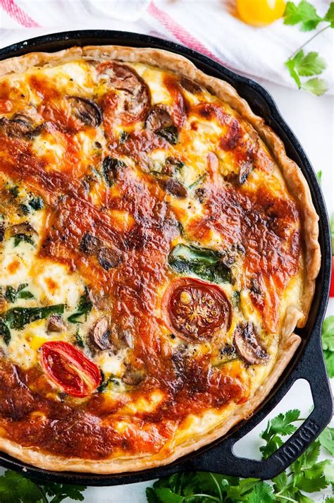 Cheesy Spinach Mushroom Tomato Quiche | Recipe | Breakfast recipes, Recipes, Vegetarian recipes