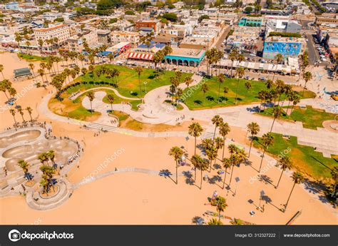 Aerial View Skate Park Venice Beach Beautiful Sunny Day – Stock ...