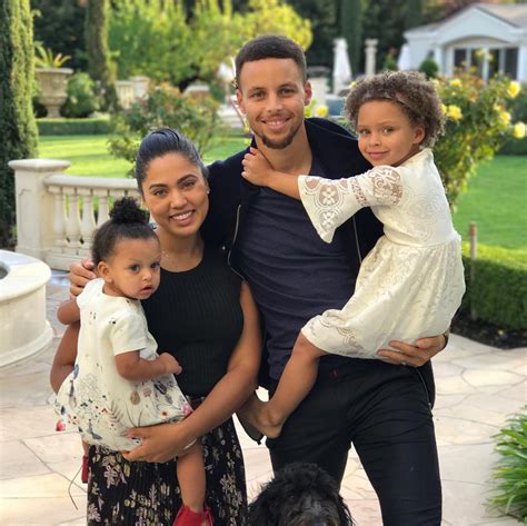 Cute Photos Of Ayesha and Steph Curry's Daughters Riley And Ryan Curry | [site:name] | Essence