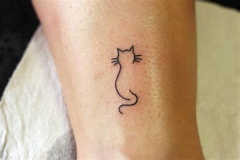 Amazing Simple Cat Tattoo Ideas