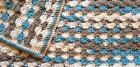 Solid Shell Stitch Baby Blanket | AllFreeCrochetAfghanPatterns.com