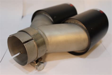 Tubo De Escape Muffler Akrapovic Original Carros Autos 1x2 - U$S 430,00 en Mercado Libre