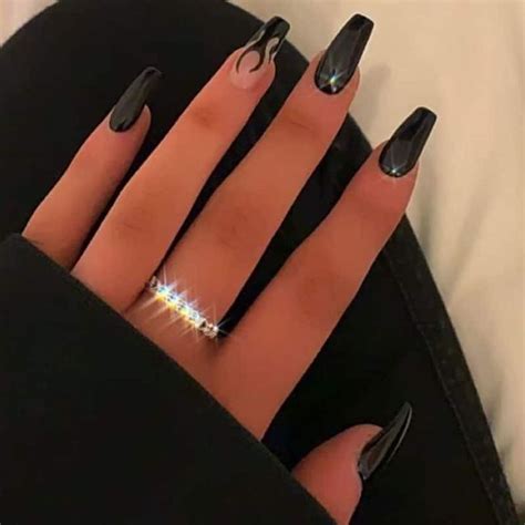 40 Best Coffin Nail Designs To Try in 2021 - The Trend Spotter | Fake nails designs, Coffin ...