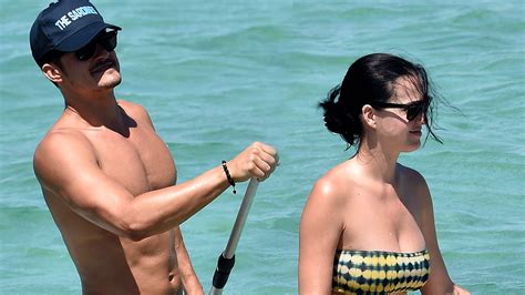 Orlando Bloom Goes Fully Nude During PDA-Filled Beach Day With Katy Perry -- See the Pics ...