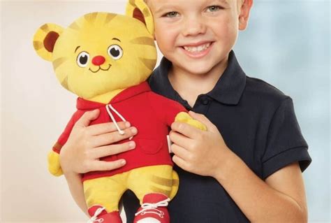 10 Best Daniel Tiger Toys that Your Child Will Love! - Avid Toy Insider