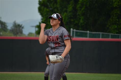 Softball racks up runs against the Murray State Racers – Daily Sundial