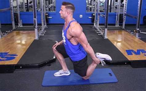 Half Kneeling Quad Stretch: Video Exercise Guide & Tips