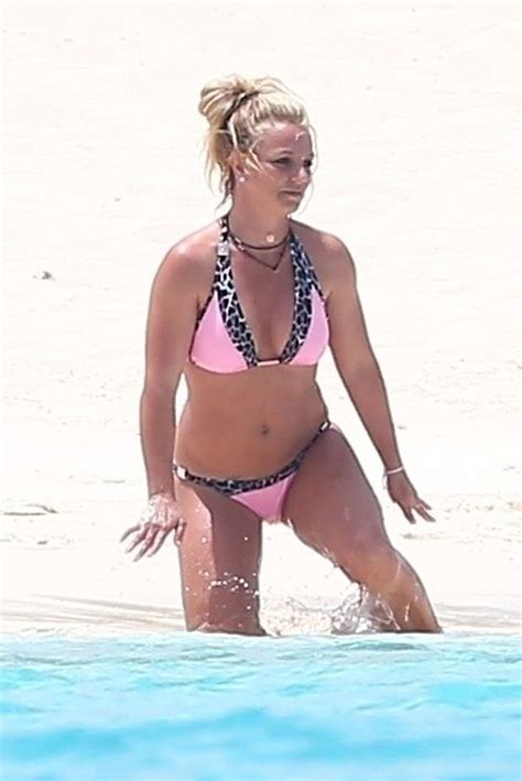 Britney Spears Sexy Bikini Jun 23, 2019 (35 Pics) | #The Fappening