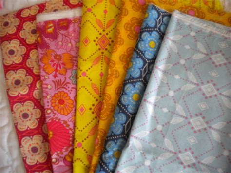 The Best Fabrics for Quilting: From Cotton to Linen | Craftsy